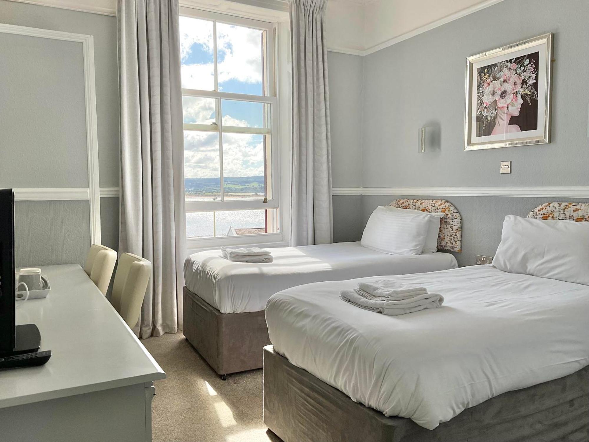 Ashton Court Hotel Ексмут Екстериор снимка