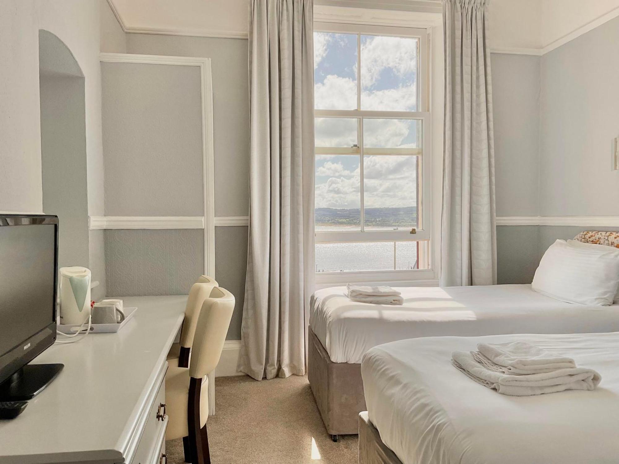 Ashton Court Hotel Ексмут Екстериор снимка