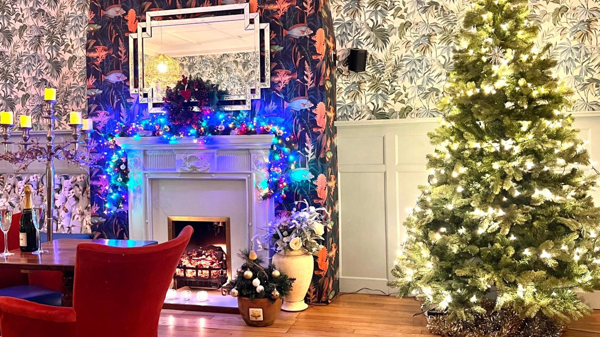 Ashton Court Hotel Ексмут Екстериор снимка